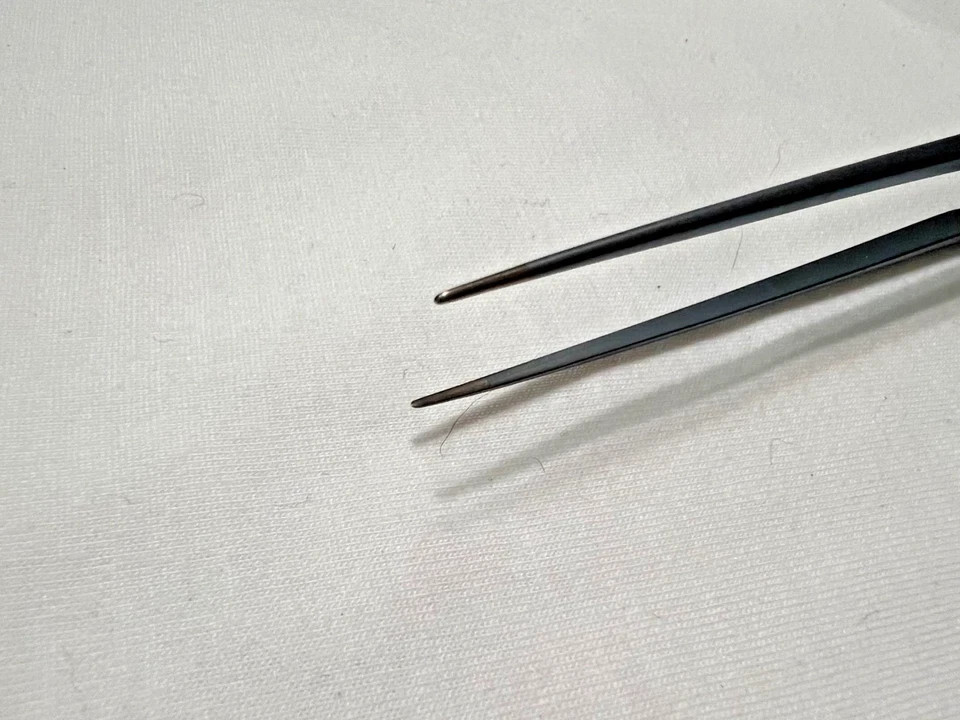 Codman 80-2941 Titanium Bayonet Bipolar Forceps 1mm Tip X 8-3/4″ Length
