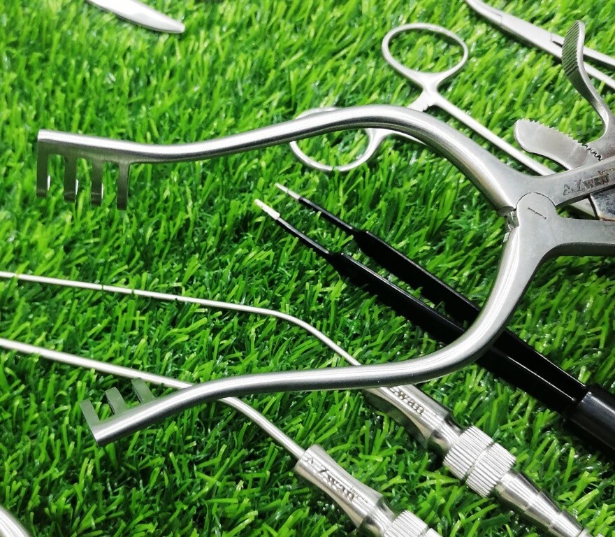 20 Pcs Extended Hand Plastic Reconstruction Surgery & Veterinary Instruments Set