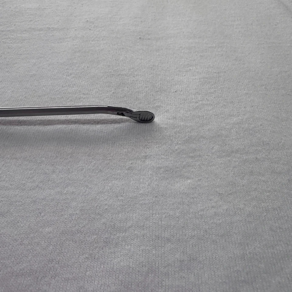 Acufex 7207201 Oval Straight Punch Forcep Arthroscopy Used but we made new look