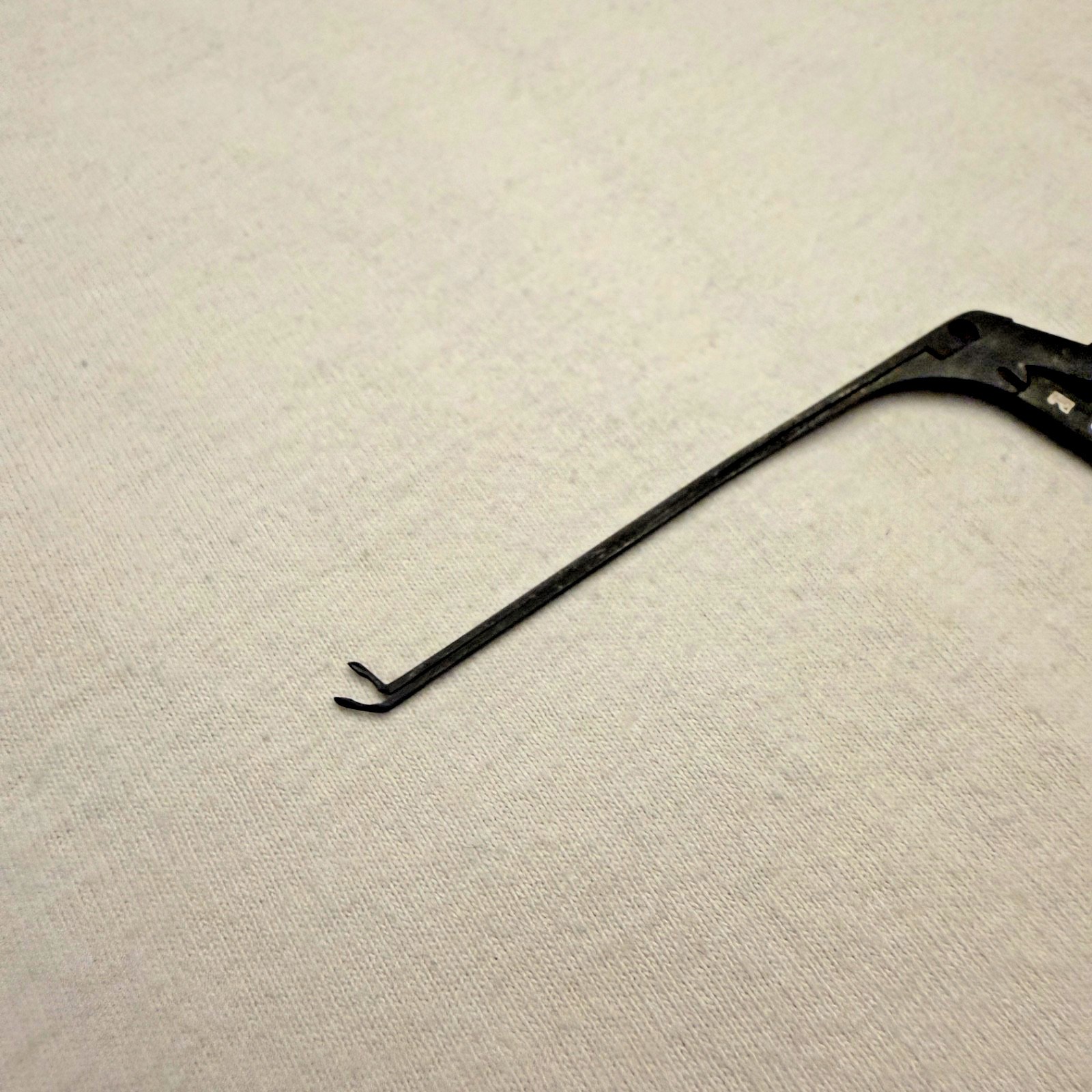 Richards 13-1027 Cupped Ebony Alligator ENT Forceps Up Angled