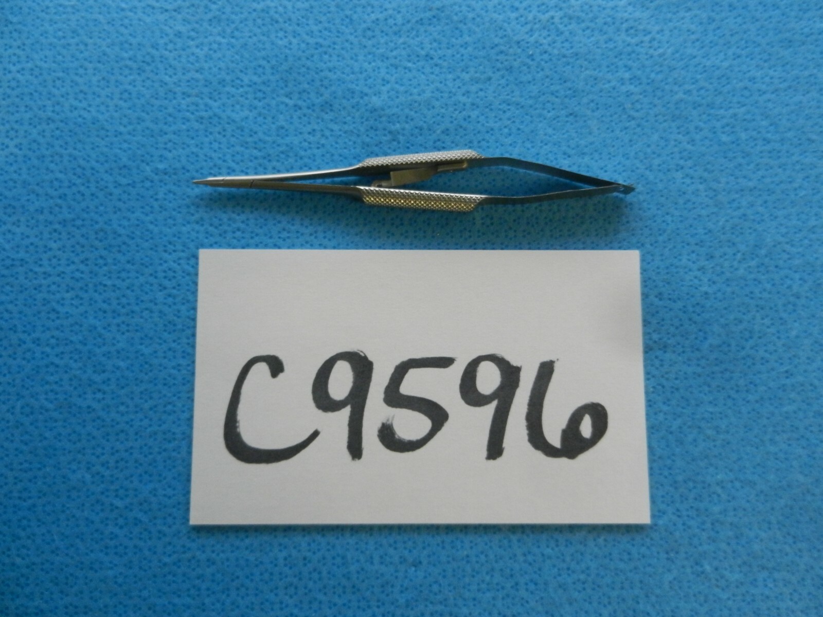 Storz Surgical Ophthalmic 5in Barraquer Needleholder E3828SW