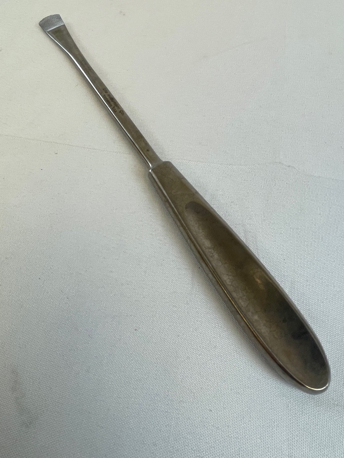Life Instruments Co 724-1012-0 AuFranc Elevator 10″ Serrated Bottom Neuro Spine