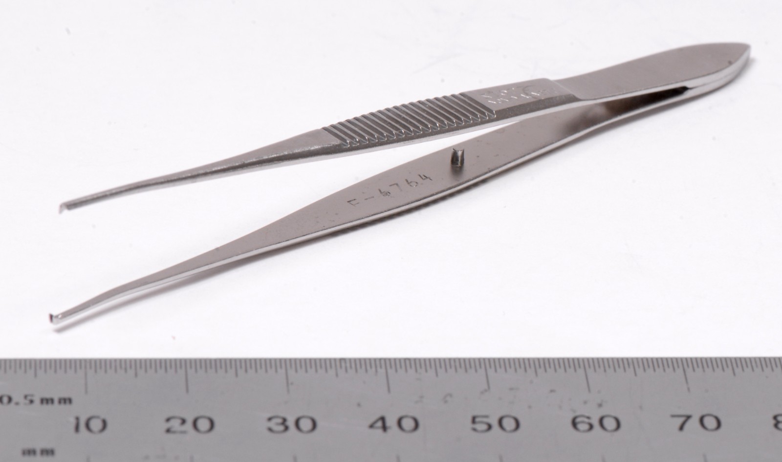 Storz #E-6764 Tissue Forceps 4″ Surgical 1×2 Teeth Germany Stainless Steel