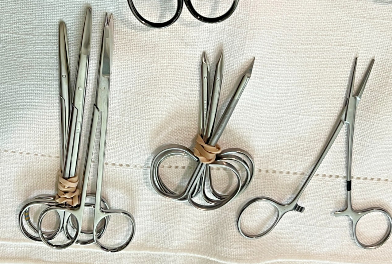 Assorted Lot of 119 Various Brand & Size Of OR Medical Surgical Instruments, S.S