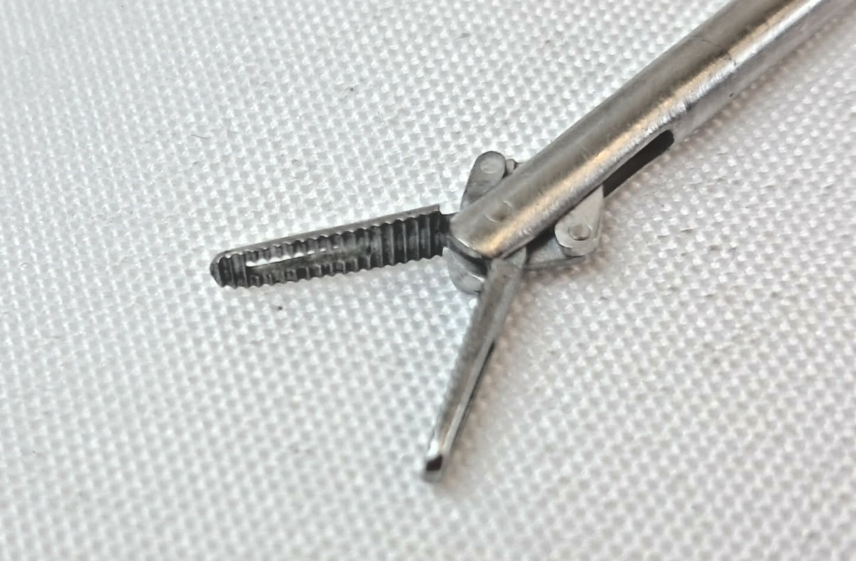Gyrus ACMI RWG-337R 3m x 37cm Windowed Fenestrated Rotating Grasping Forceps