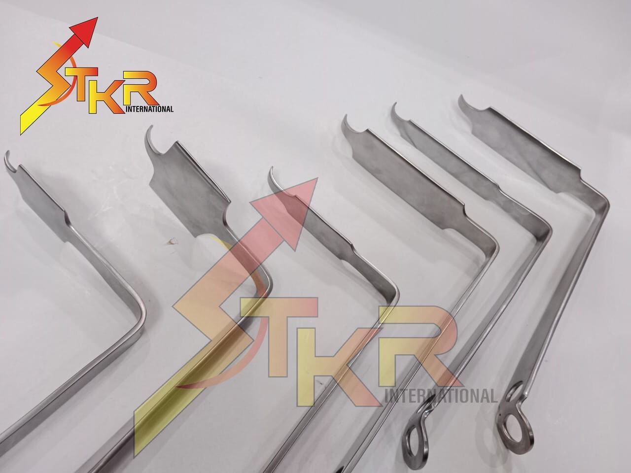 Bent Hohmann Knee Retractors Set