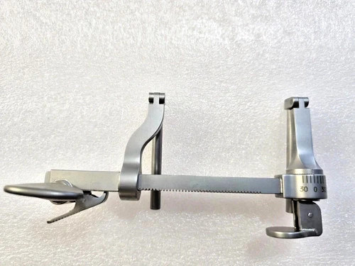 Swiss Surgical Adjustable Ratchet Cervical Distractor Right Spine Surgical Tool