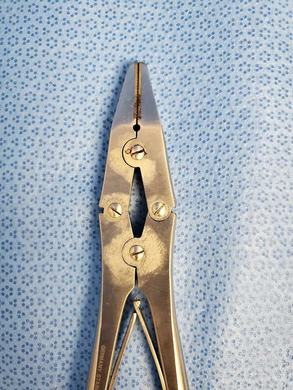 German Stainless Double Action 7″ Flat Nose TC Wire Twisting Pulling Forcep
