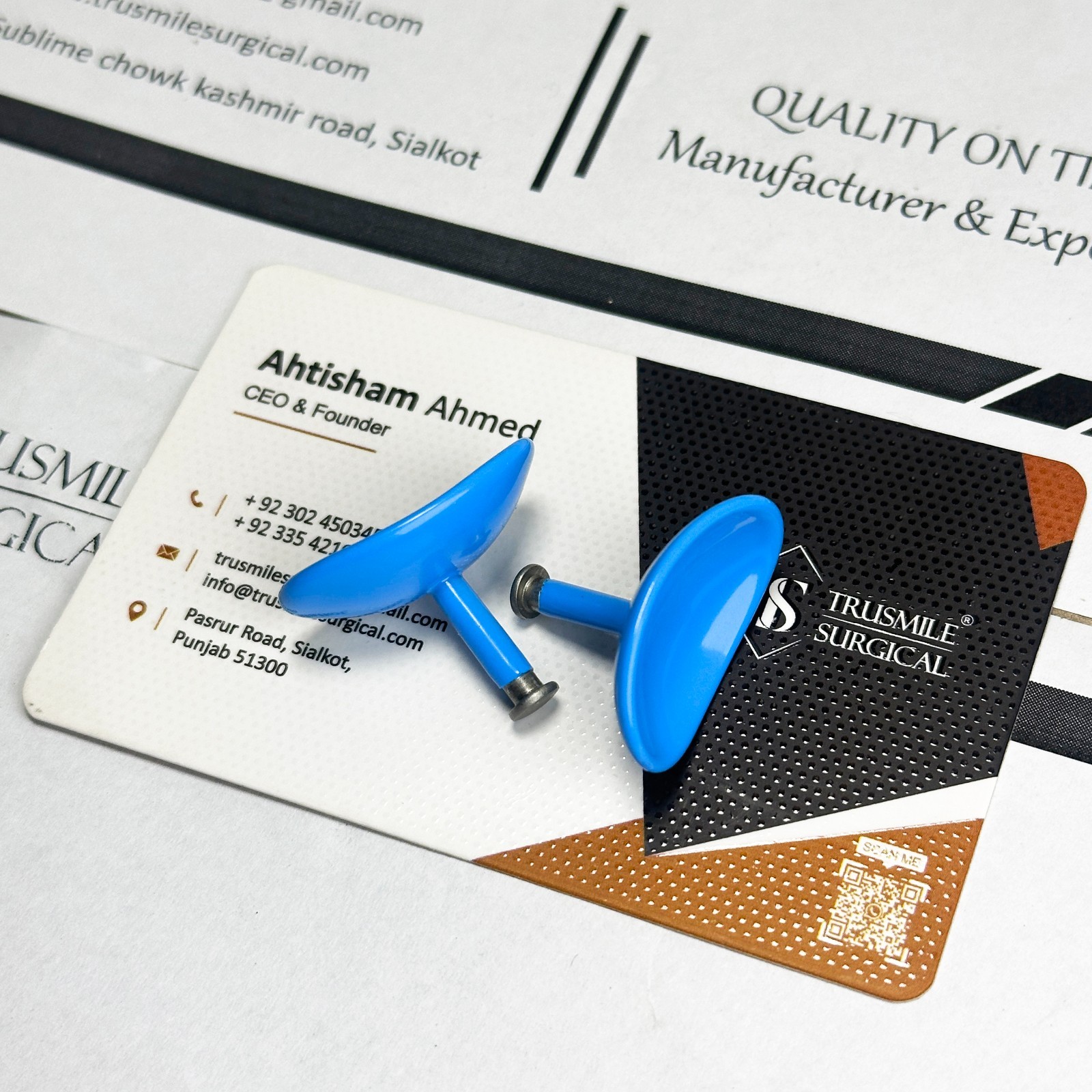 Stainless Steel Corneal Shield With Electro Coated Laser Eye Protector Small