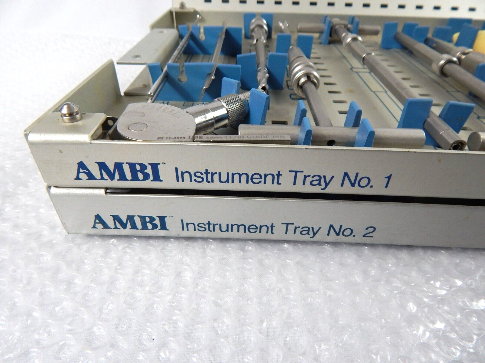 RICHARDS AMB INSTRUMENT SET W/CASE