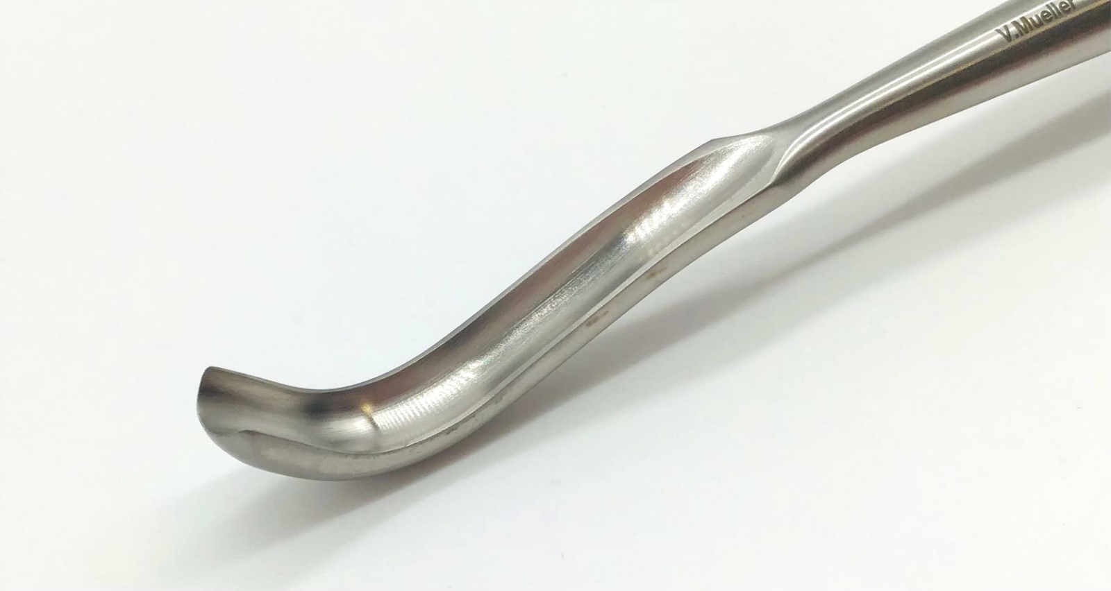 V. Mueller J-0302 Curved Cobb Spinal Gouge – NEW