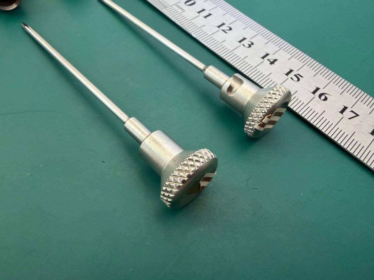 Dyonics 3214 Cannulas & Trocars, Small Joint 1.9mm Lot of 7 instruments