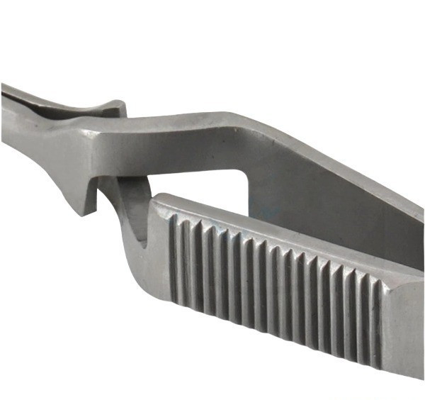 DeBakey Bulldog Clamp – Straight 9cm Atraumatic Teeth Surgical Instrument