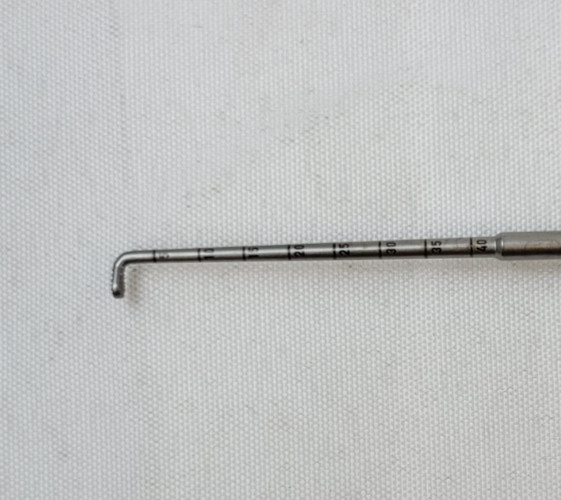T.A.G 253110 and 253112 Meniscal Repair Rasp Straight
