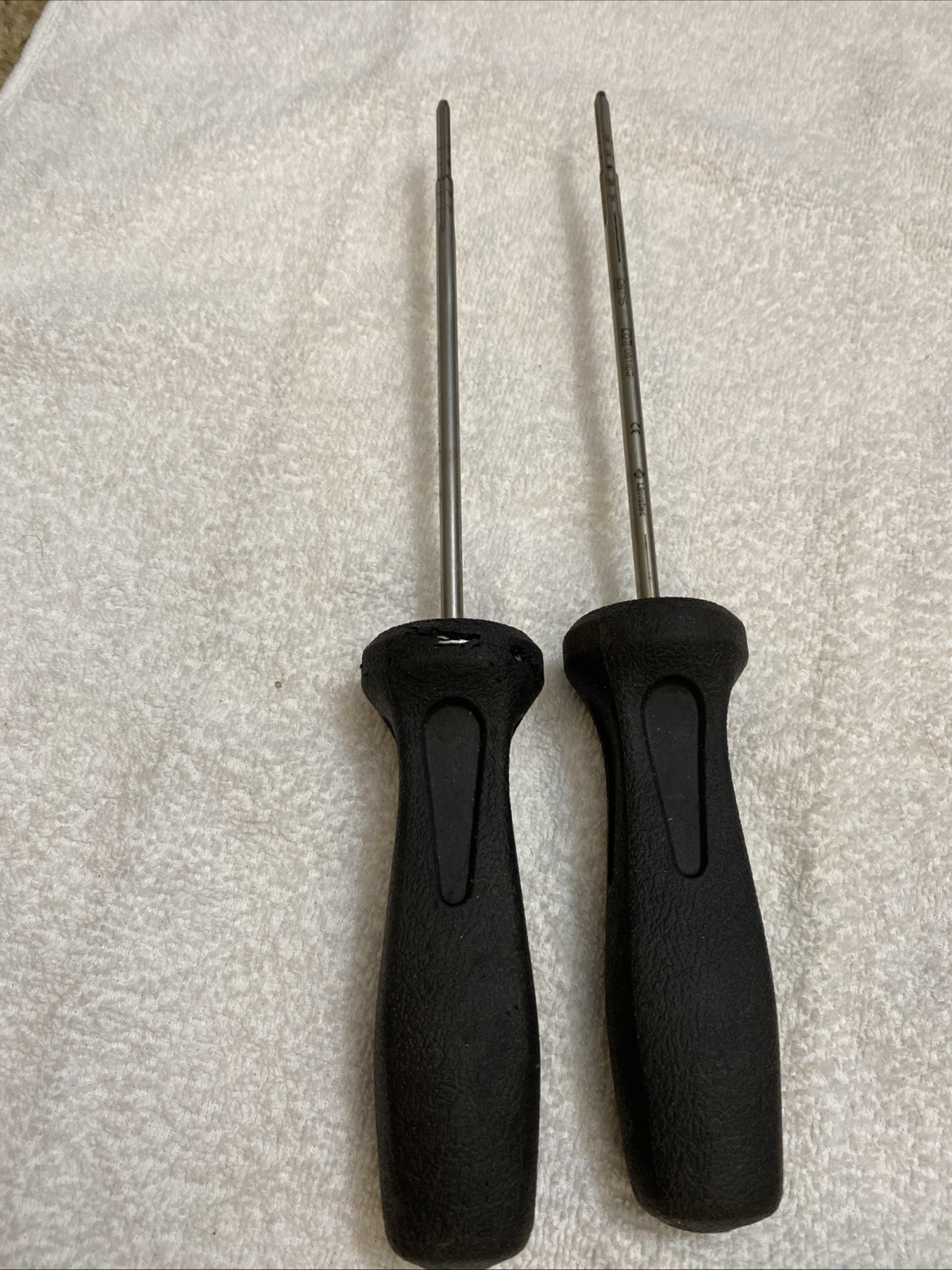 **** Lot Of QTY:2 Linvatec C8715 is the Bioscrew Universal Tri-Lobe Driver