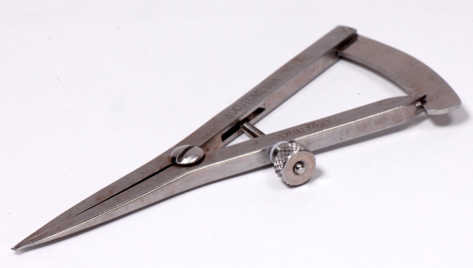 Accutome #AR0150 Castroviejo Caliper 3½” Straight 0-20mm Surgical Stainless