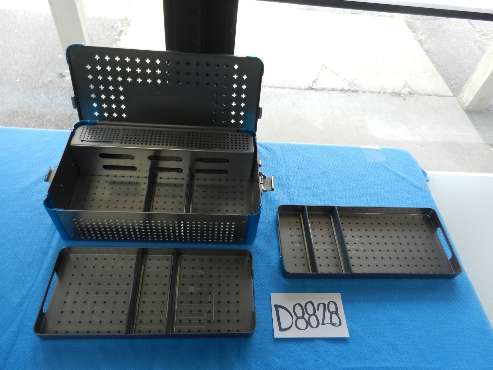 D8828 **CASE ONLY** Small Fragment Sterilization Case