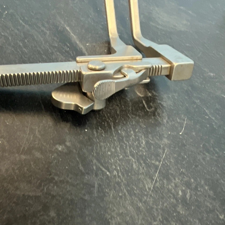 V. Mueller S-0079 Shadow-Line Distractor, Left Orthopedic (IN STOCK)
