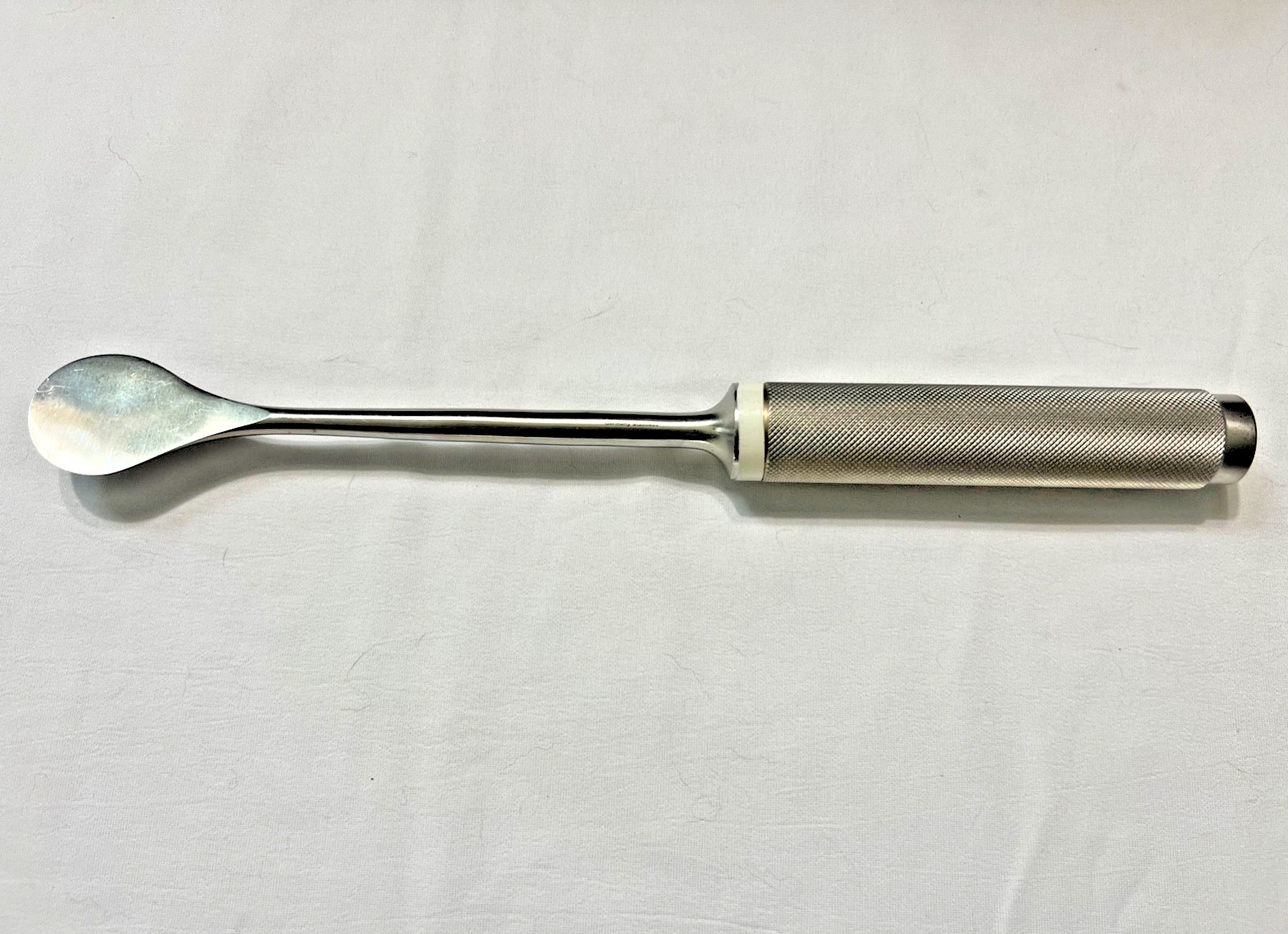 Aesculap MD649 Orthopedic Cobb Elevator 1-1/4″ Width X 11″ Length