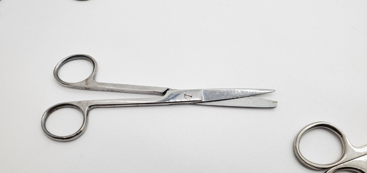 Lot of 5 stainless steel medical instruments Surgical Various, Scissors forceps