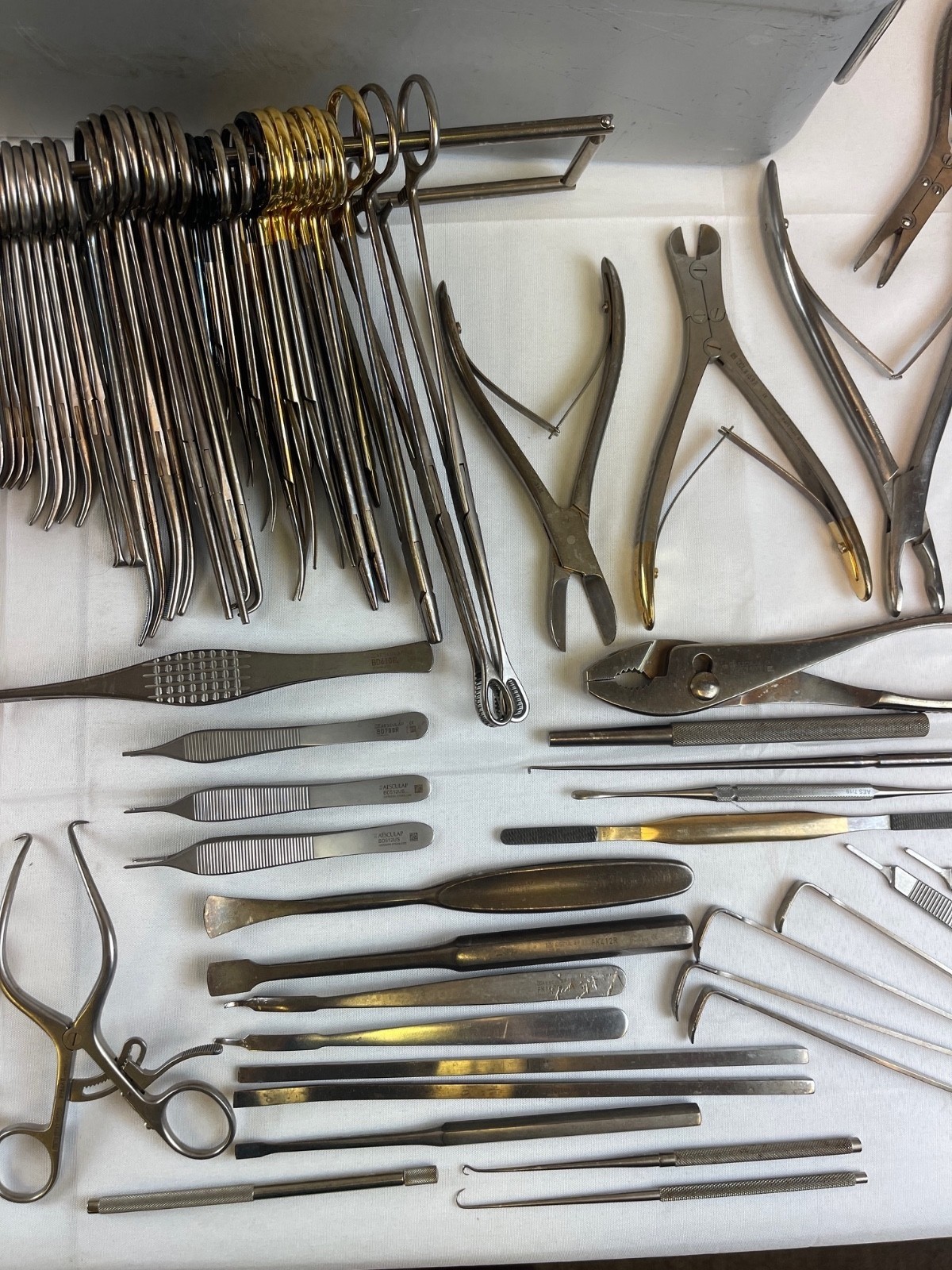 88 Piece Aesculap Large Ortho Tray w/ Sterilization Case Orthopedics Trauma