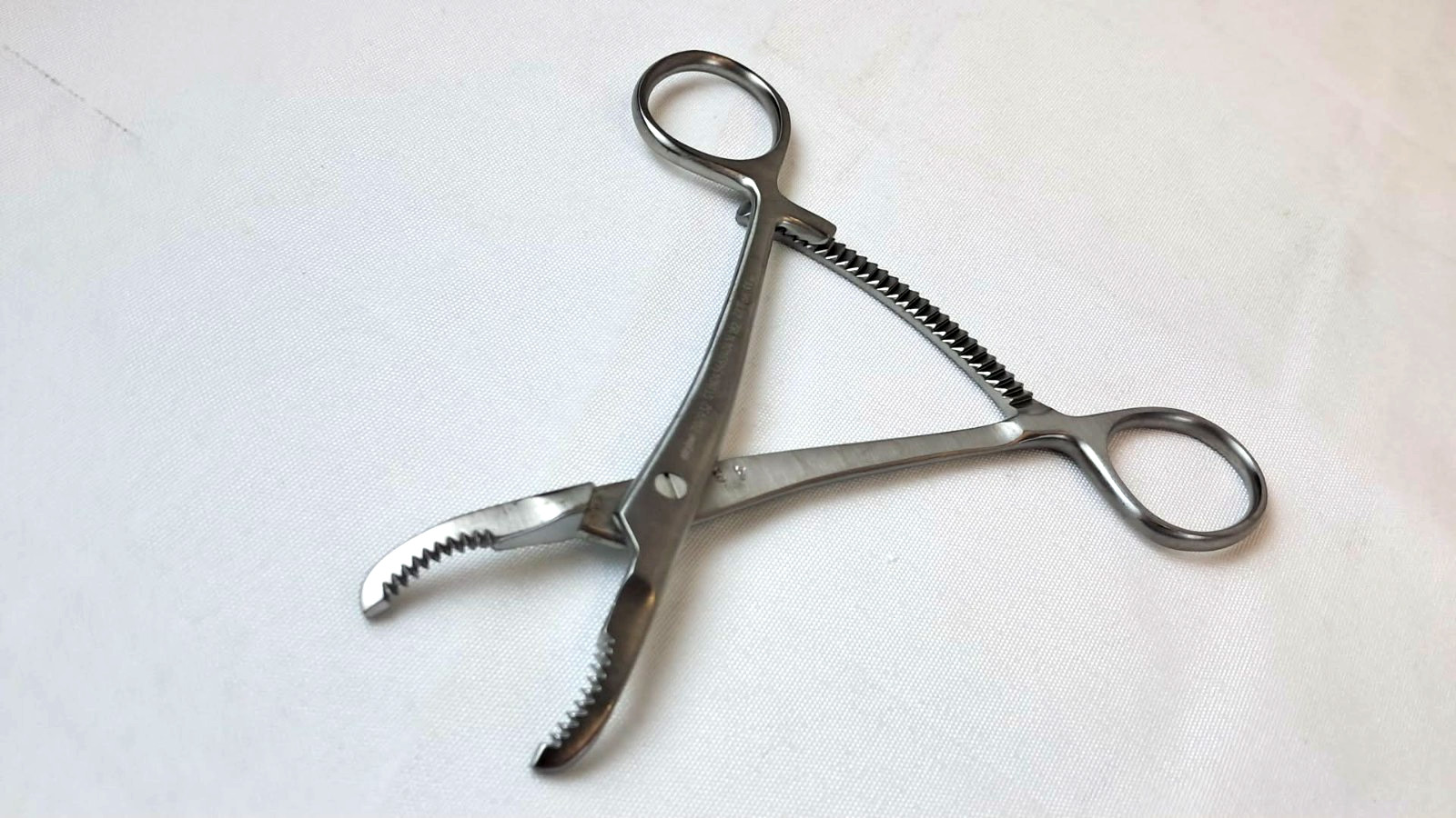 Stryker 702932 VariAx Lobster Claw Reduction Forceps 5.5″ Orthopedic