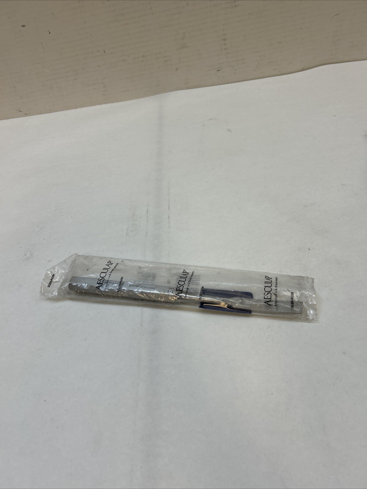 E2213 Aesculap MB687R 13mm Hibbs Osteotome 24cm Overall Length