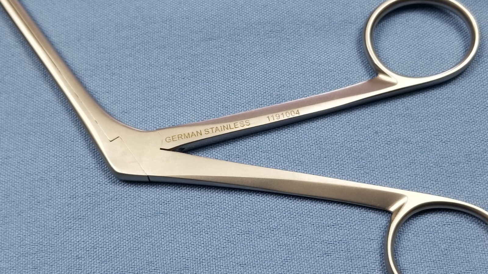 German Stainless Steel Love – Gruenwald Disc Rongeur 373707