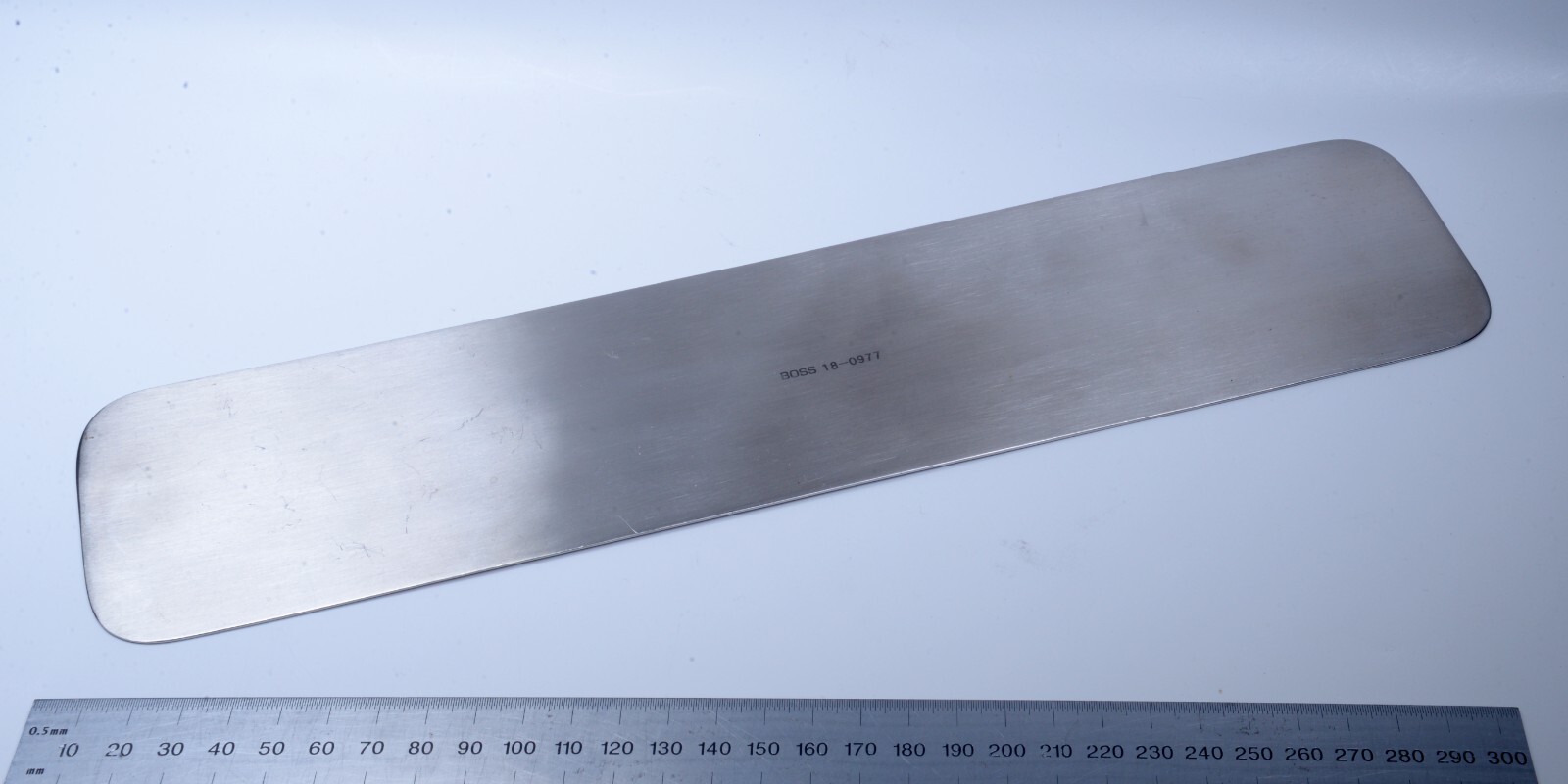 Boss Instruments #18-0977 Ribbon Retractor 13″ width 3″ Stainless Steel Surgical
