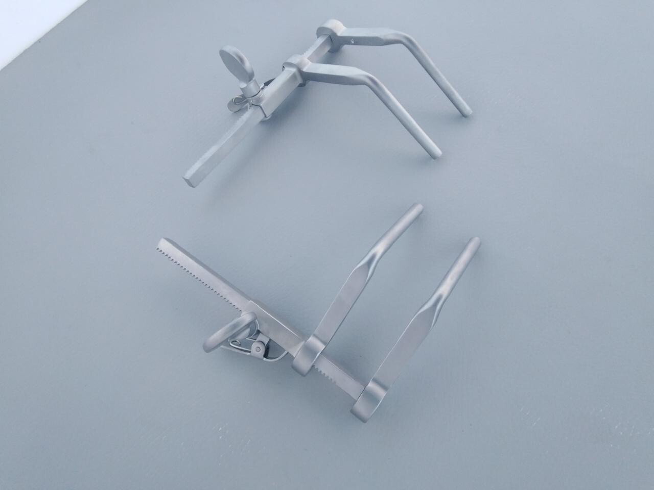 Caspar Cervical Distractor Set Right & Left With Screw Driver Spine Instrument