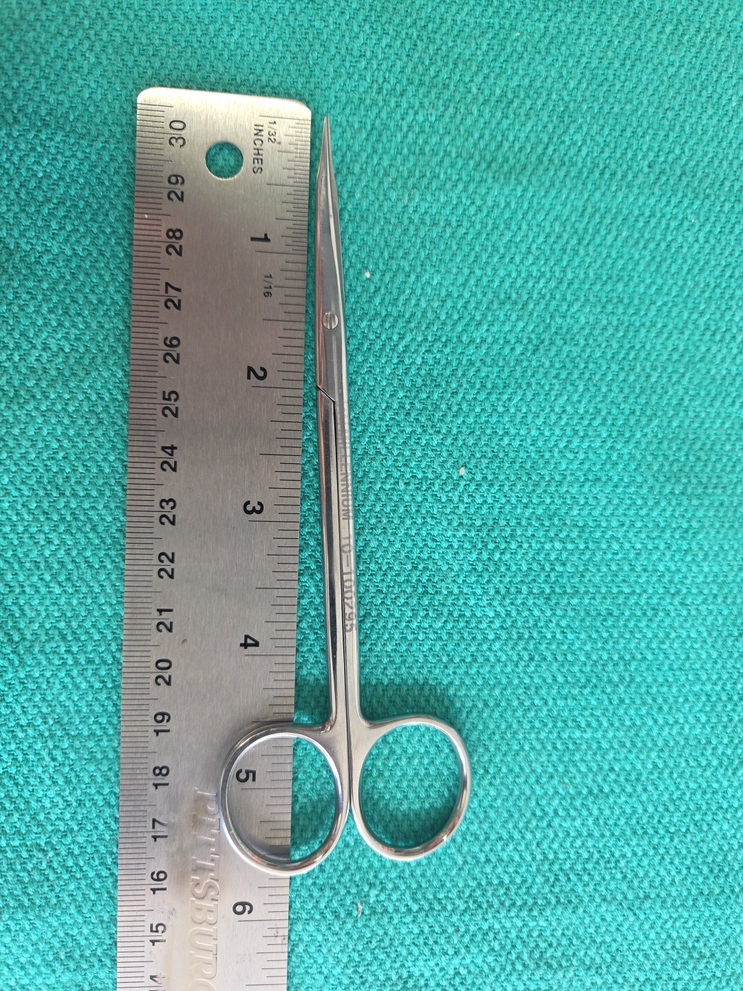Millennium Reynolds Scissors 10-100295, 5-1/2″ Plain Edge