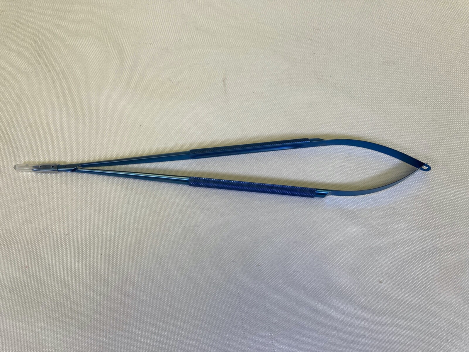Symmetry 55-2544T Titanium Jacobson Needle Holder Straight w/o Lock 10″ Length
