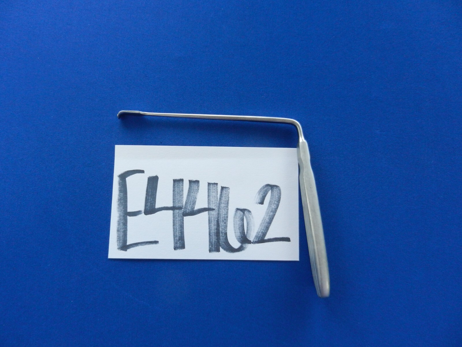 E4462 V. Mueller NL9703 McCulloch 6.0mm Neuro Retractor 5″ Overall Length