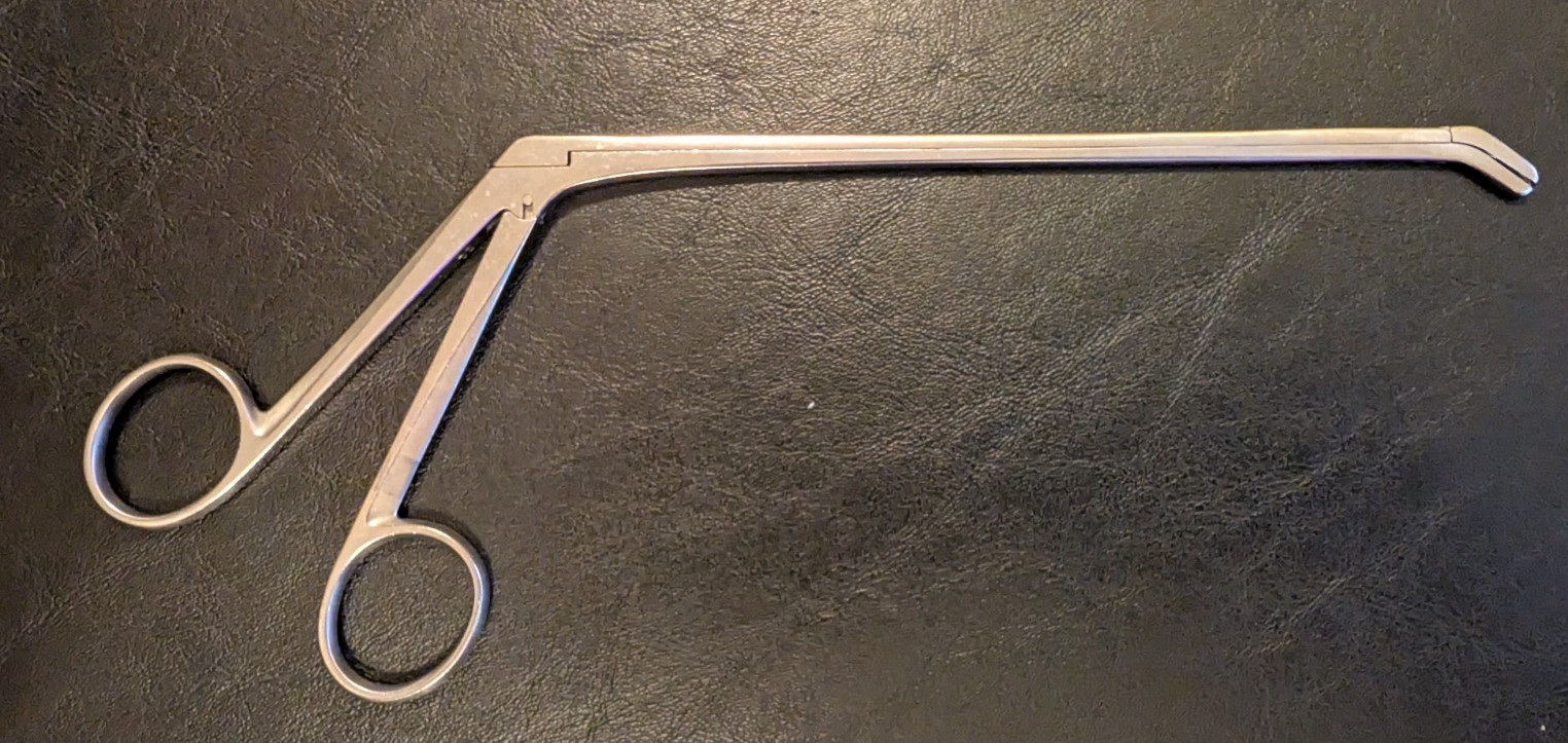 BOSS Surgical 70-1006 Cushing IVD Rongeur, delicate, 2x10mm, 7″, down