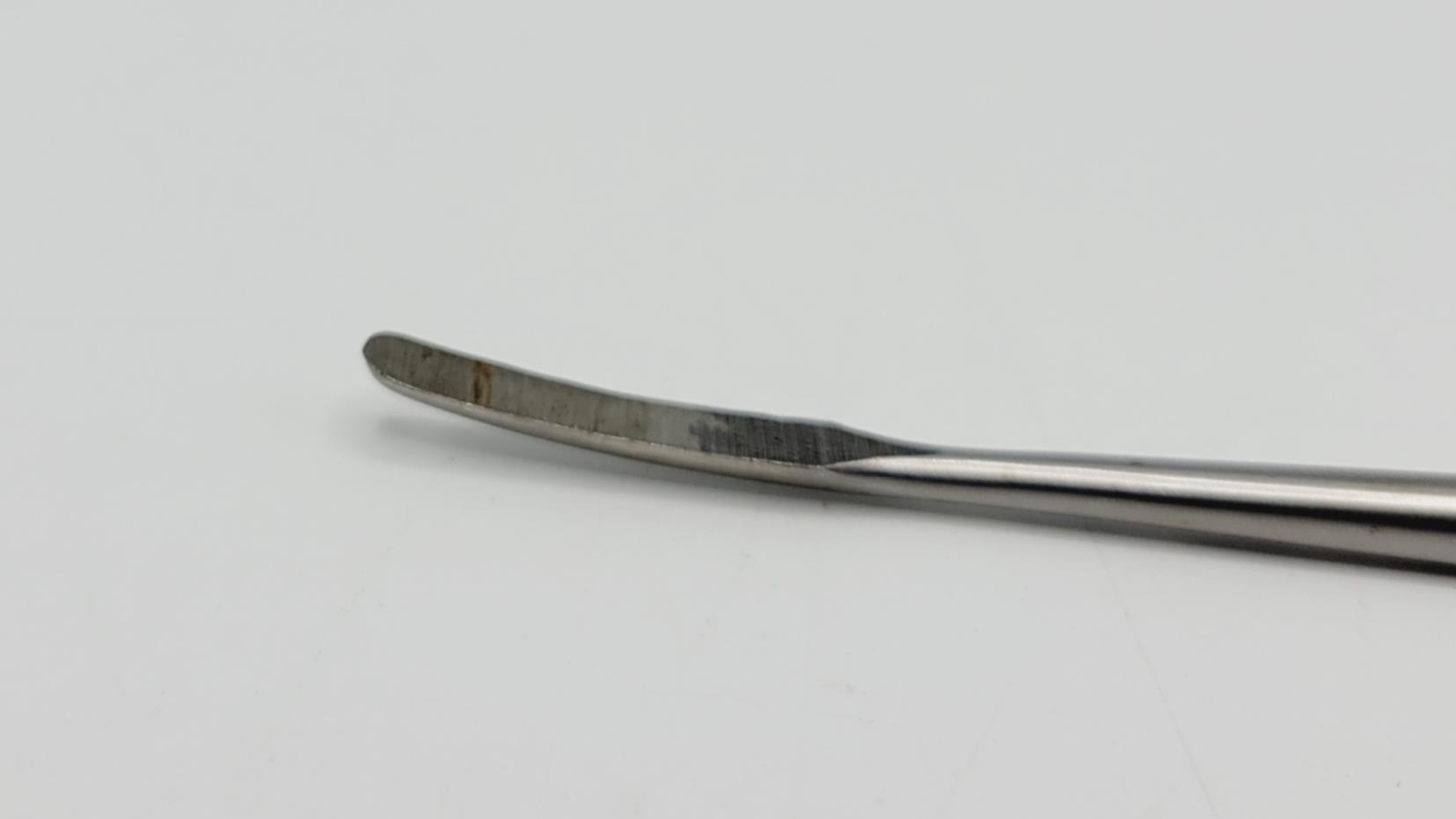 Aesculap FK310R Joseph Raspatory Slightly 4mm Curved Sharp 7″