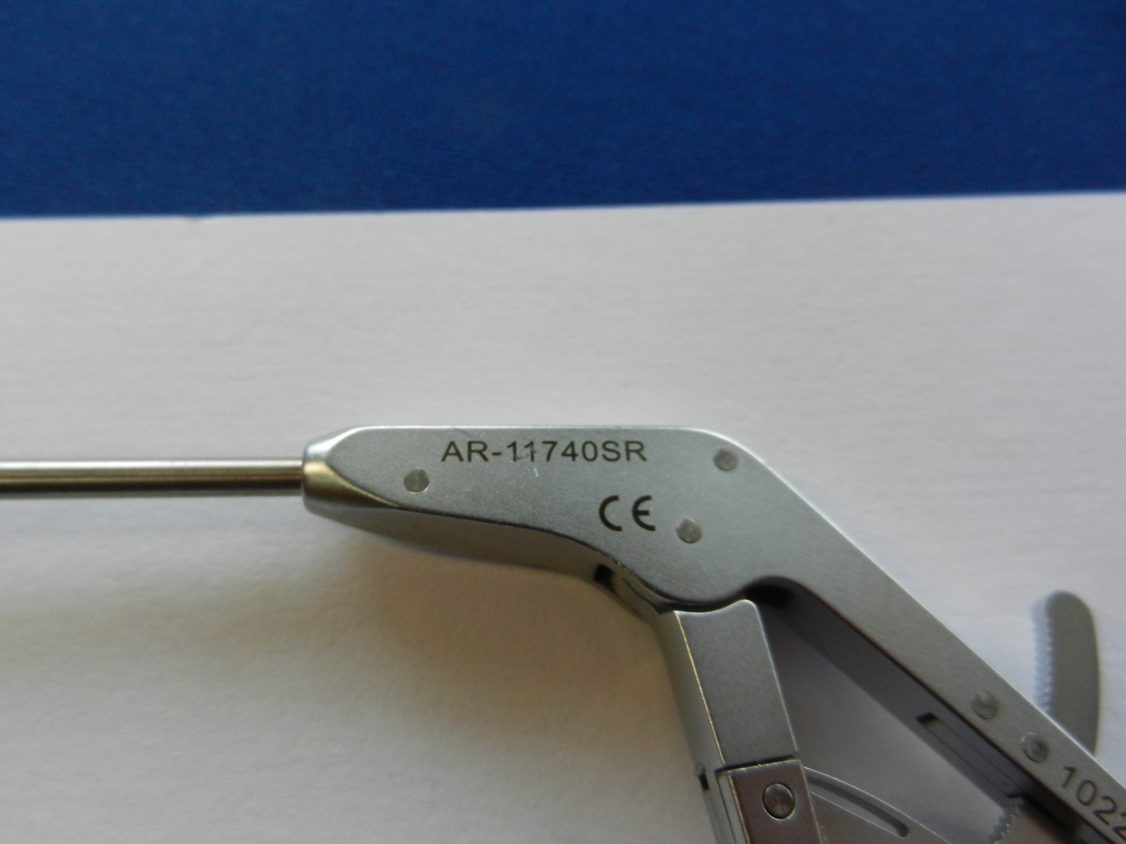 Arthrex AR-11740SR Straight Pointed Tip 2.75mm Grasper