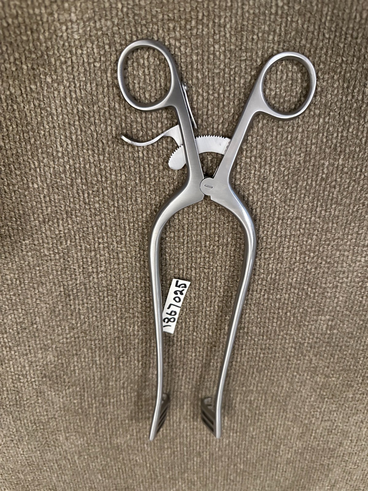 SET OF 2 PCS ORTHOPEDIC WEITLANER RETRACTOR 10″ SHARP & BLUNT 3X4 TEETH