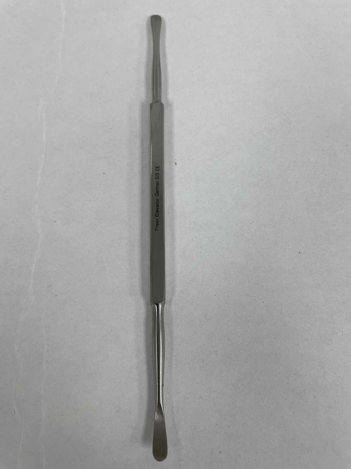 Freer Elevator, 7.75″, Double Ended, Blunt/Sharp Blades, 5mm Wide Blades (2154)