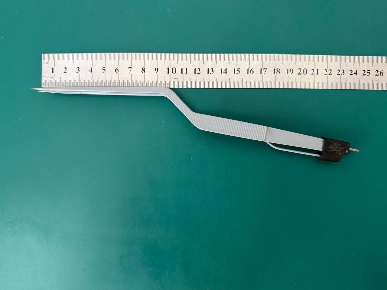 Aesculap US361 Bayonet Forceps Titanium Insulated 0.5mm Round Connector 9-1/8″