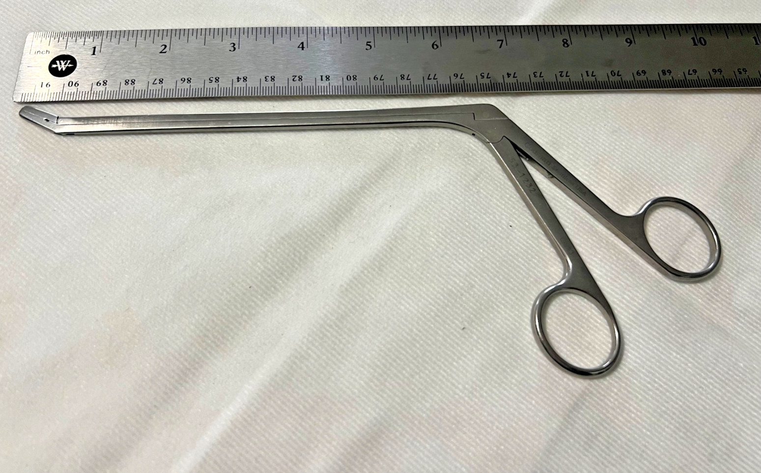 Codman 53-1232 Cushing Intervertebral Disc Rongeur 2mmX10mm Up Angled 7″ Length