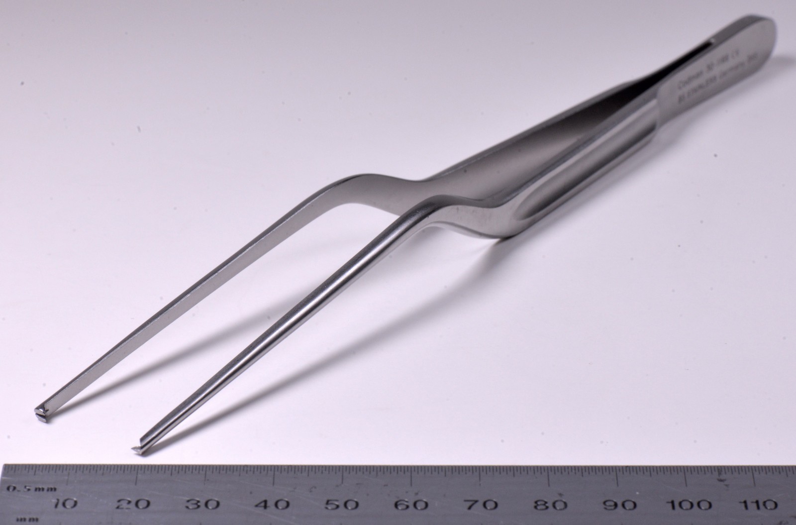 Codman #30-1166 Hoen Bayonet Tissue 7¾” Stainless Steel 1×2 Surgical