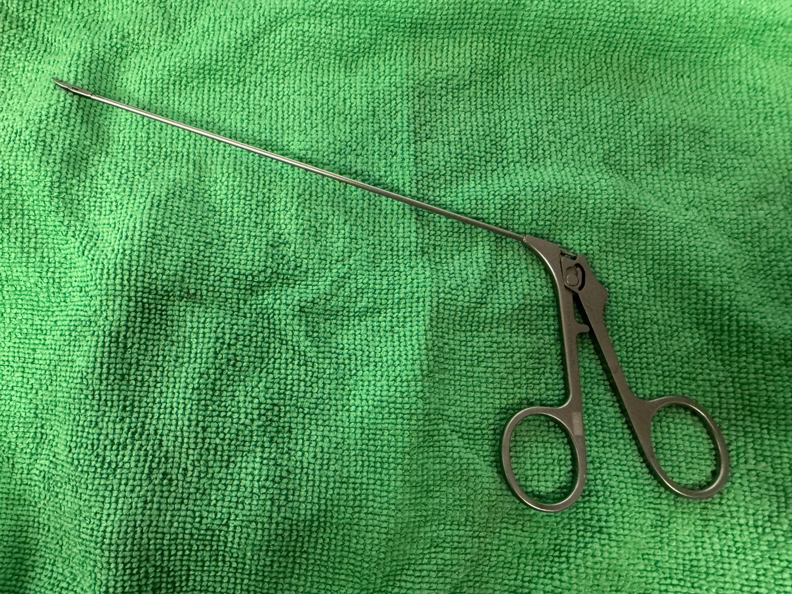 Aesculap FD220R Fahlbusch Pituitary Micro Scissors, horizontal , tubular shaft