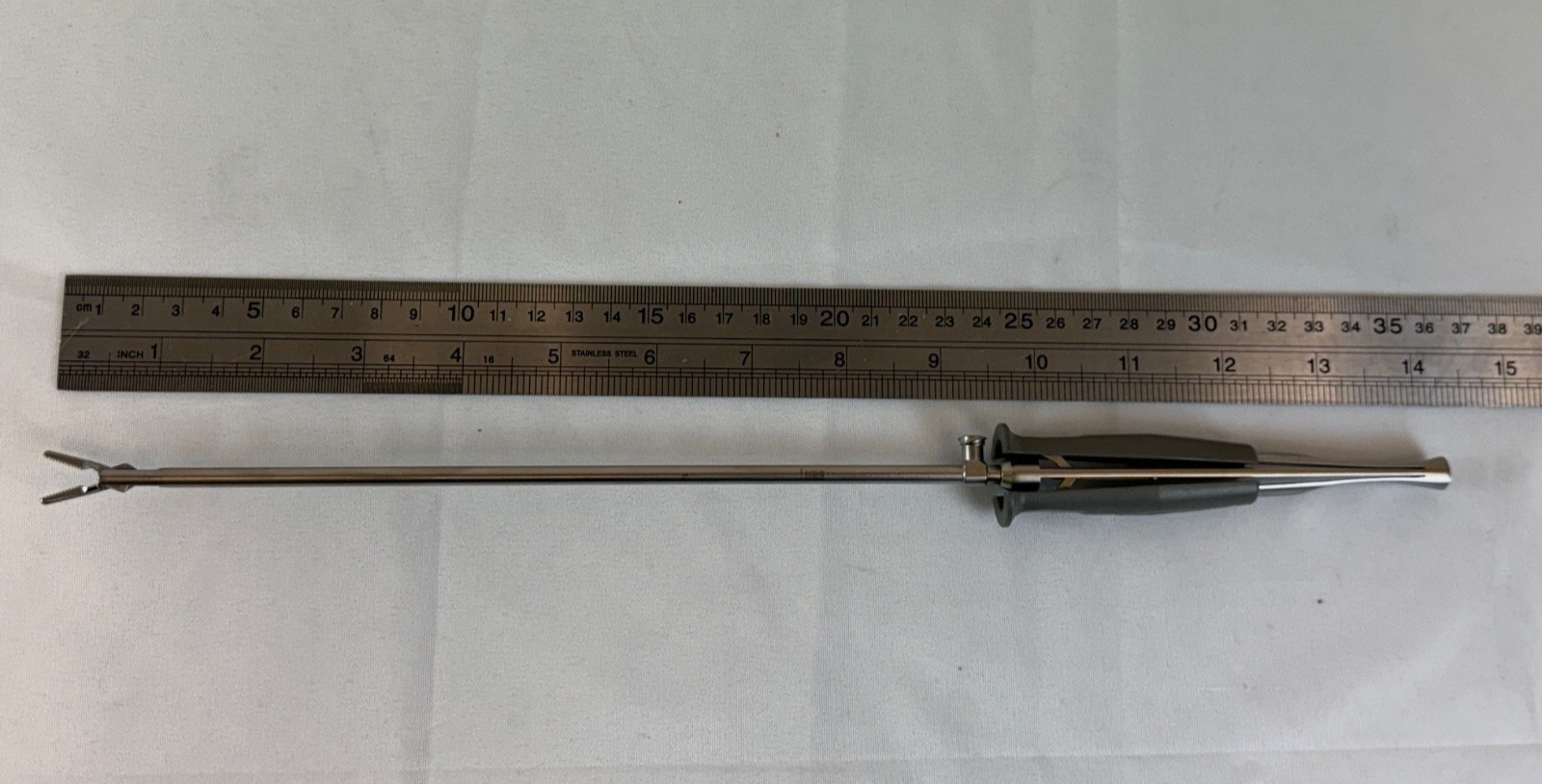 Edwards ERGF00536 MICS Double Action DeBakey Grasper 5mm x 36cm ThruPort CVOR