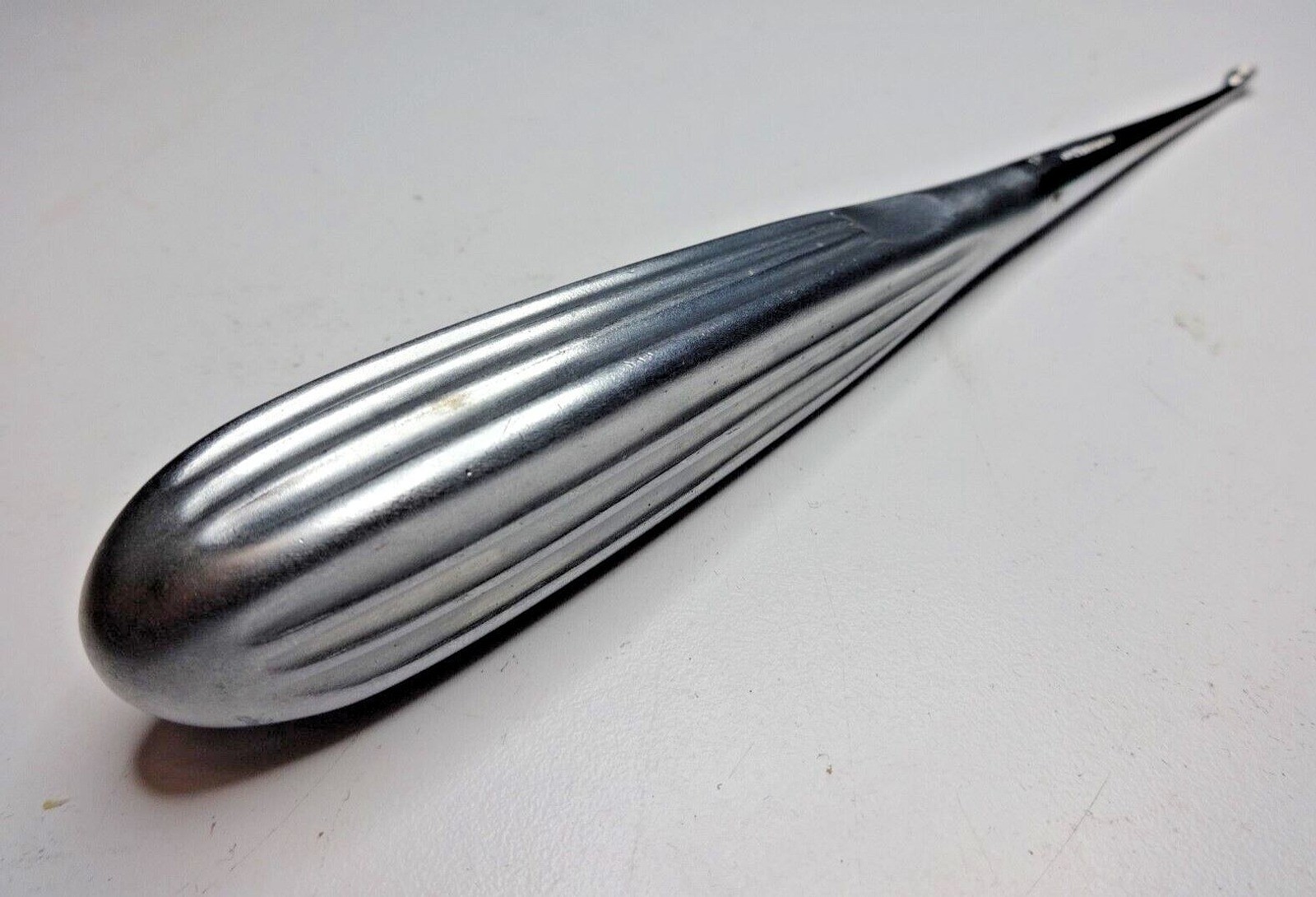 V MUELLER REF AU6603 SPRATT CURETTE SIZE 1, 4.7MM OVAL CUP OVERALL LENGTH 6-1/2″