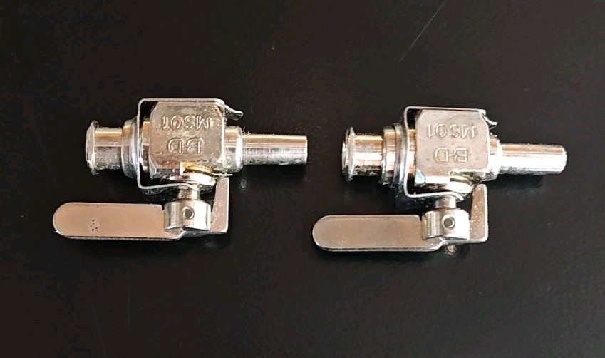 Two-Way Stopcock Stainless Steel Plated Brass Medical/Surgical B-D MS01~Vtg New~