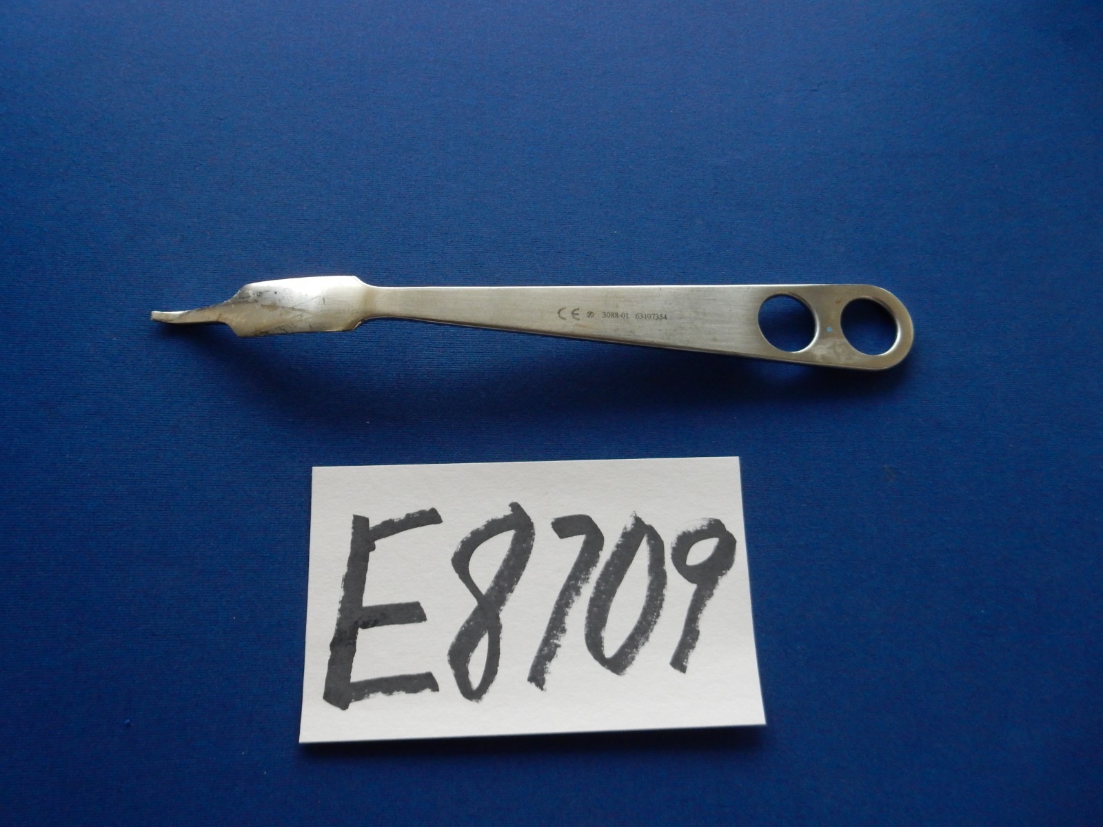 Zimmer 3088-01 Small Orthopedic Hohmann Retractor
