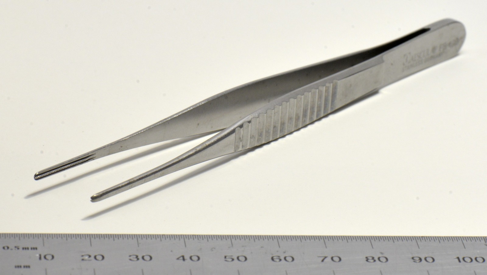 Aesculap #FB400R DeBakey Atraumatic Forceps 6″ Stainless Steel 2mm Surgical
