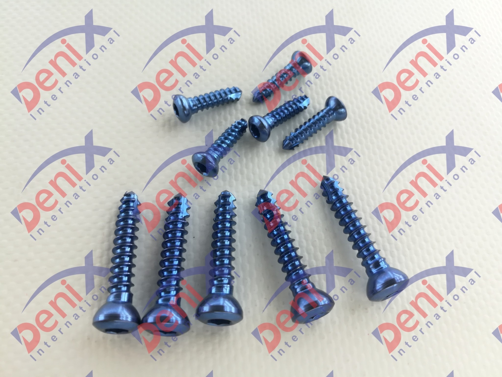 Cortical screws 4.5mm -Self Tapping Titanium 210 Pcs Orthopedic full set
