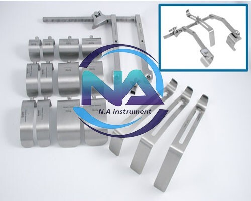 869_mBuxton Shoulder Retractor Frame with 3 middle blades and 12 swivel blades