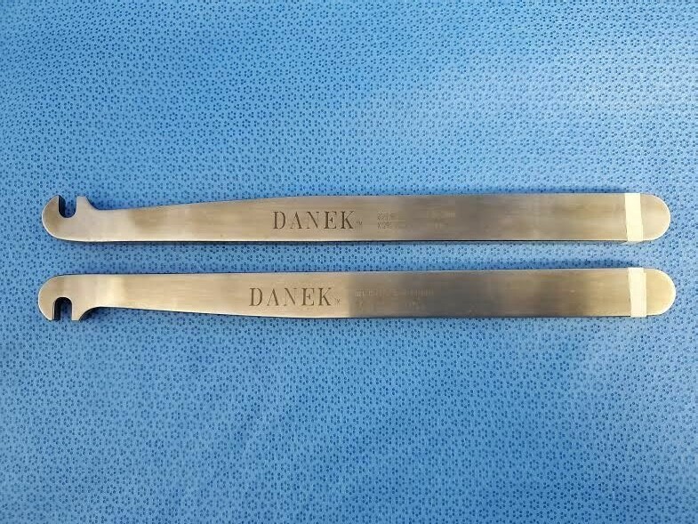Medtronic Sofamor Danek X1291-200L & X1291-200R Special Angled InSitu Benders